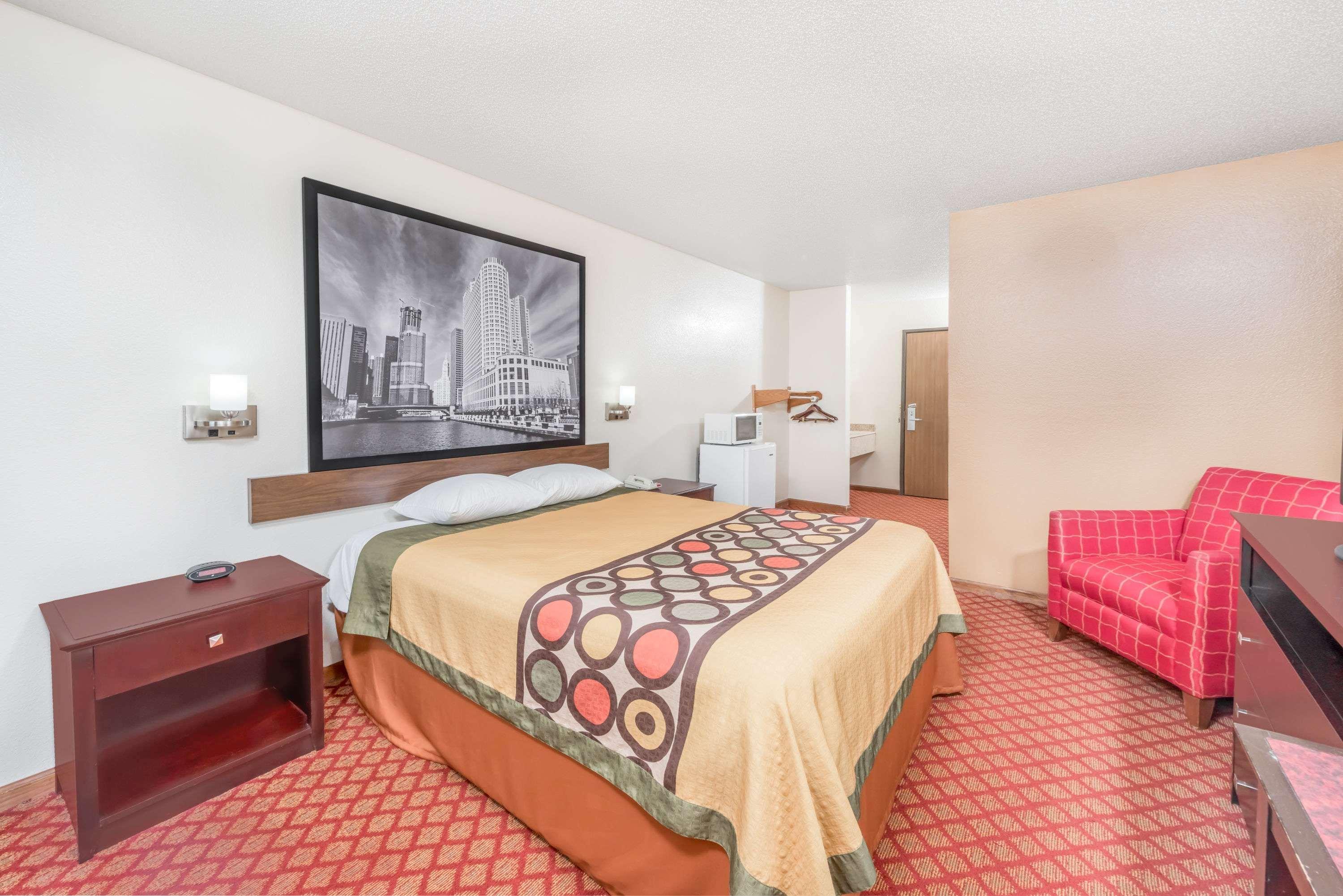 Motel Super 8 By Wyndham Marshall