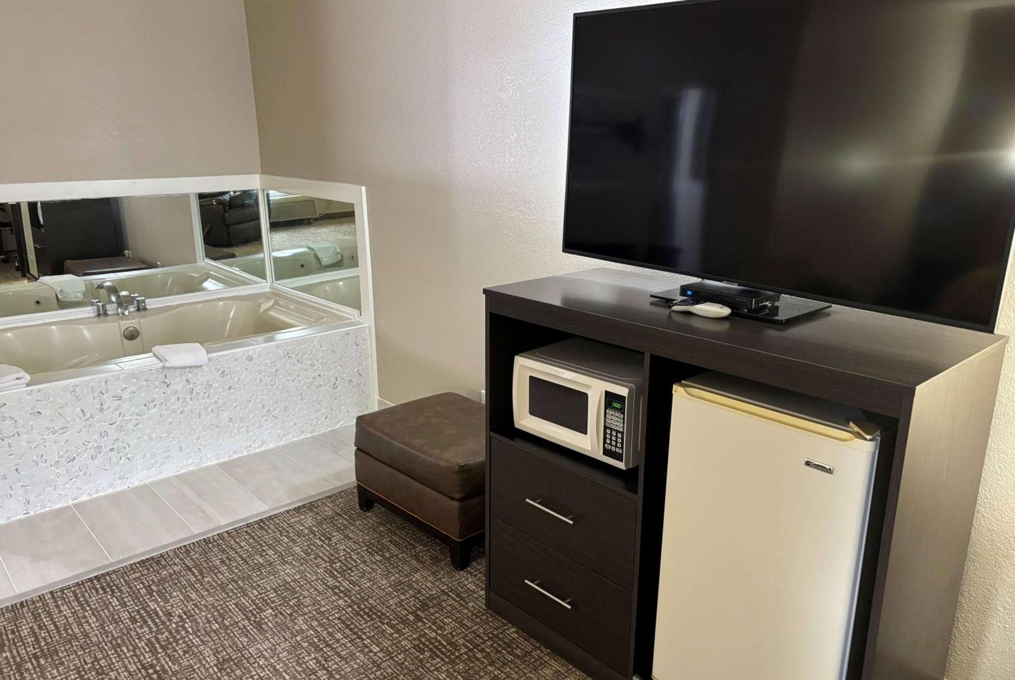 Super 8 By Wyndham