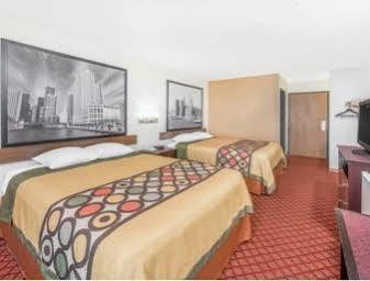 Super 8 By Wyndham Motel Marshall